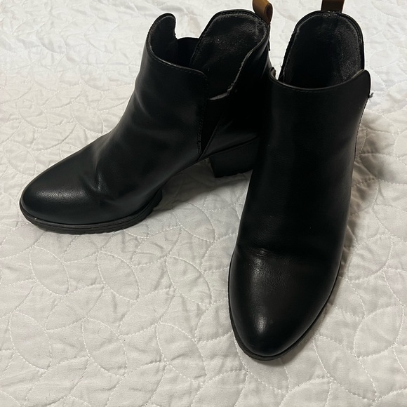Black Dr. Scholl’s Ankle Boots Size 9 - Picture 2 of 4